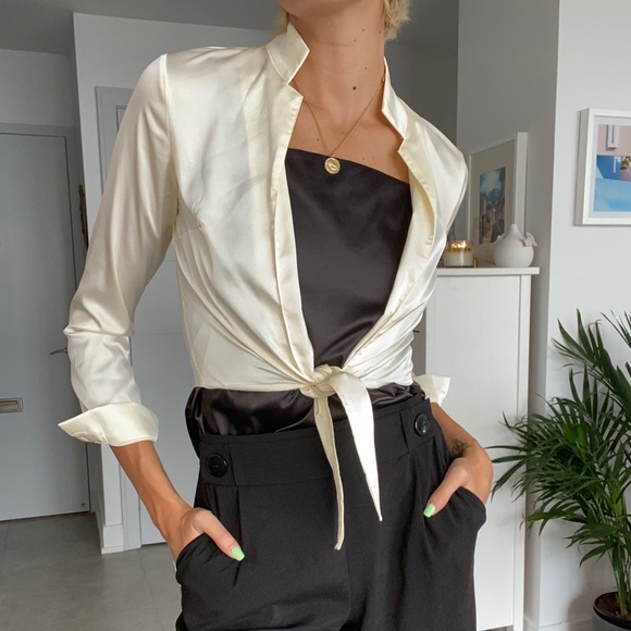 Cry Baby Blouse - Picture 4 of 7